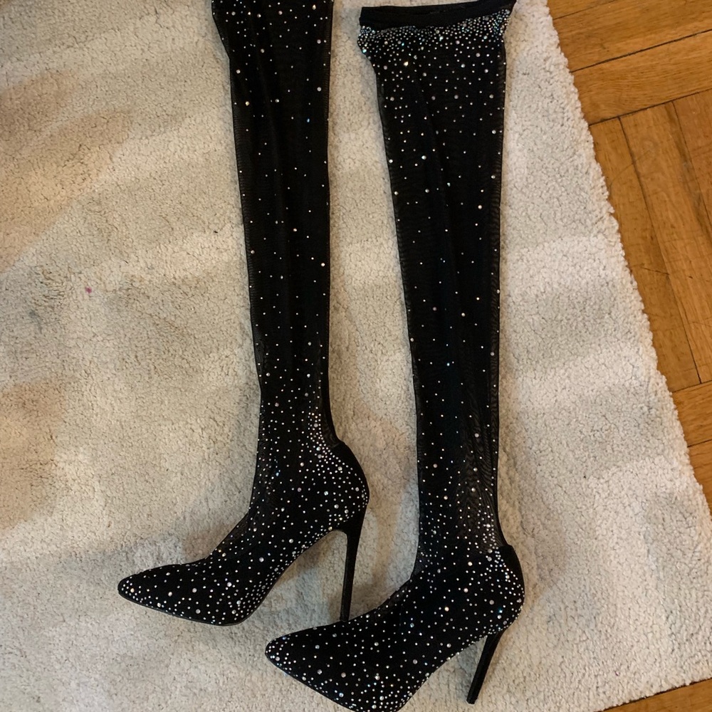 Black sequin over the knee pumps